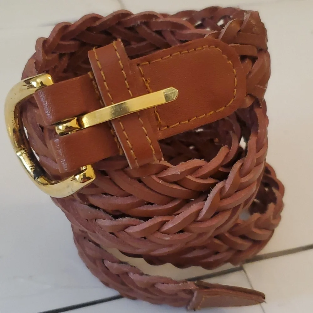 New womens braided leather brown belt size 32